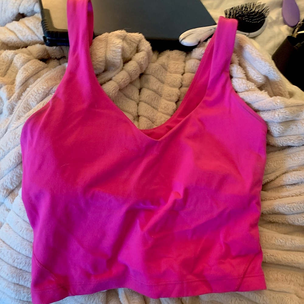 sonic pink lululemon align tank!! lovely condition, brand new without tags.